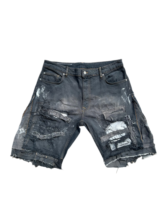 PRISON REALM shorts